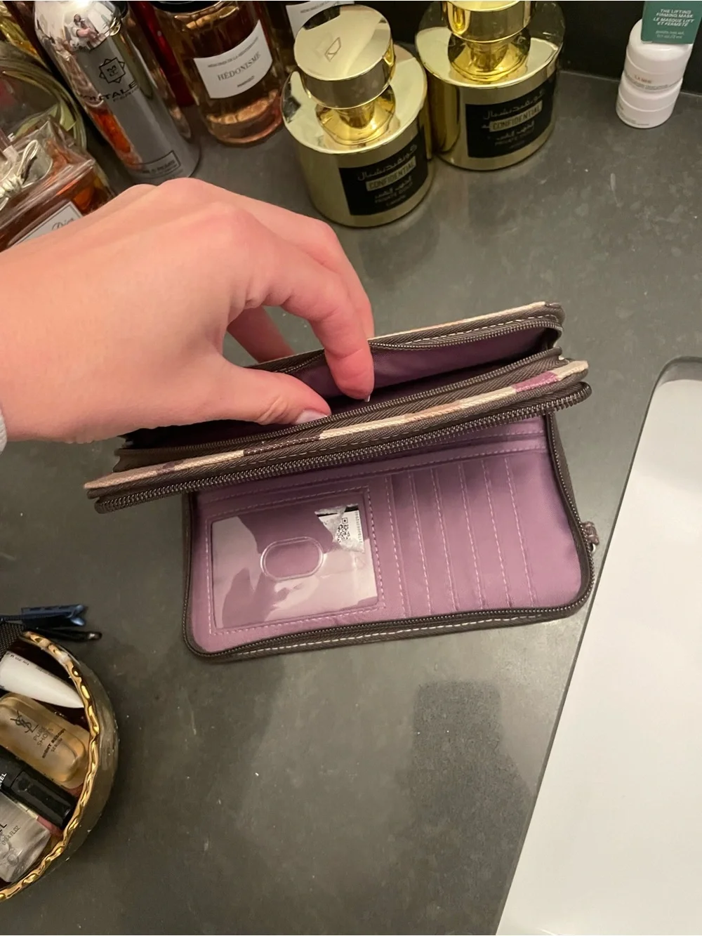 thirty-one Striped Canvas Wallet in Beige, Mauve, Brown